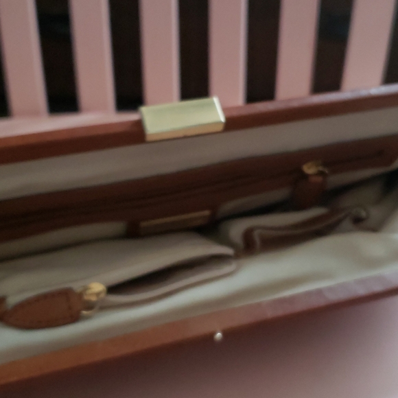 Nicole Miller clutch - Picture 7 of 8